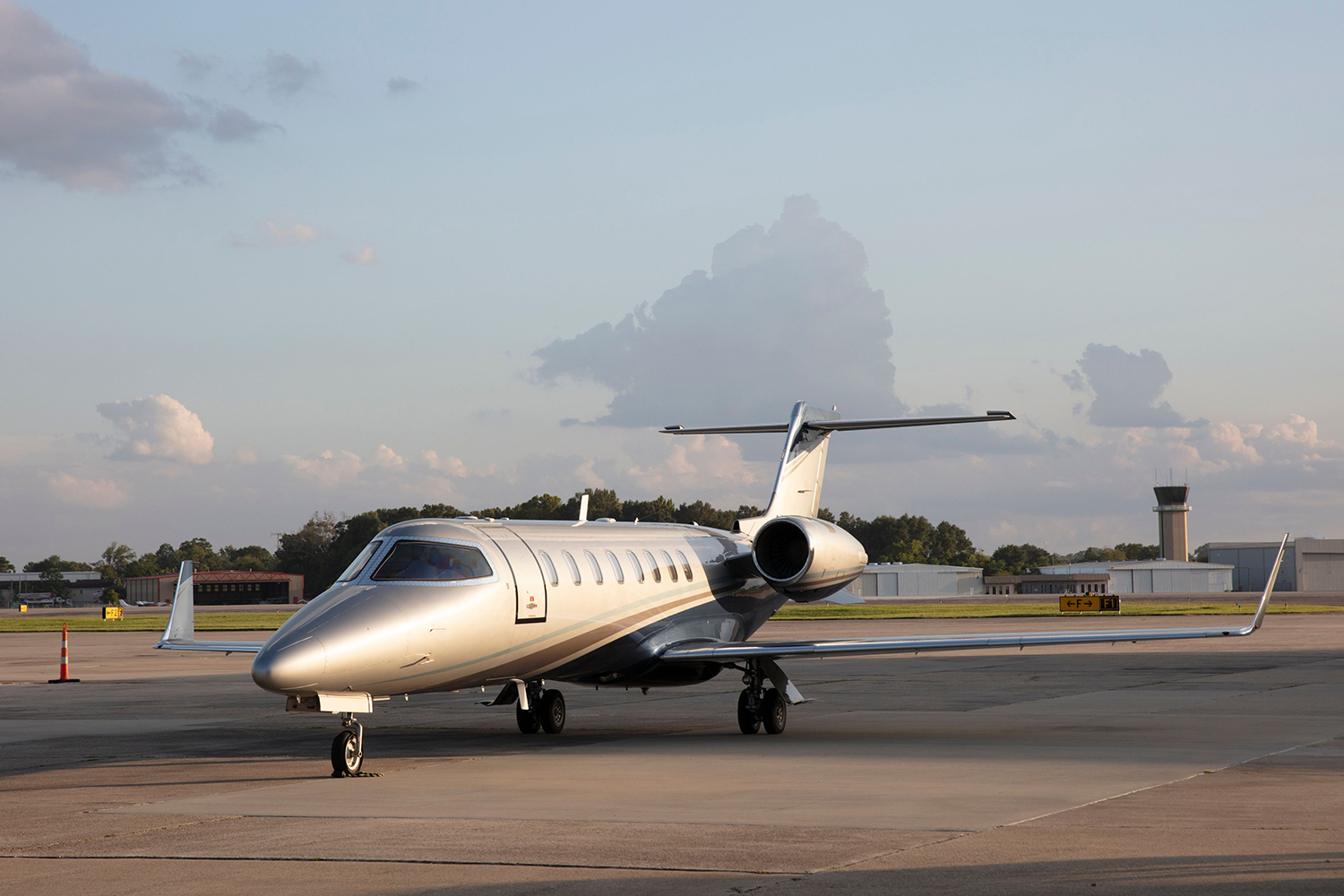 Business or Leisure air charter flights from Baton Rouge on our Lear 45