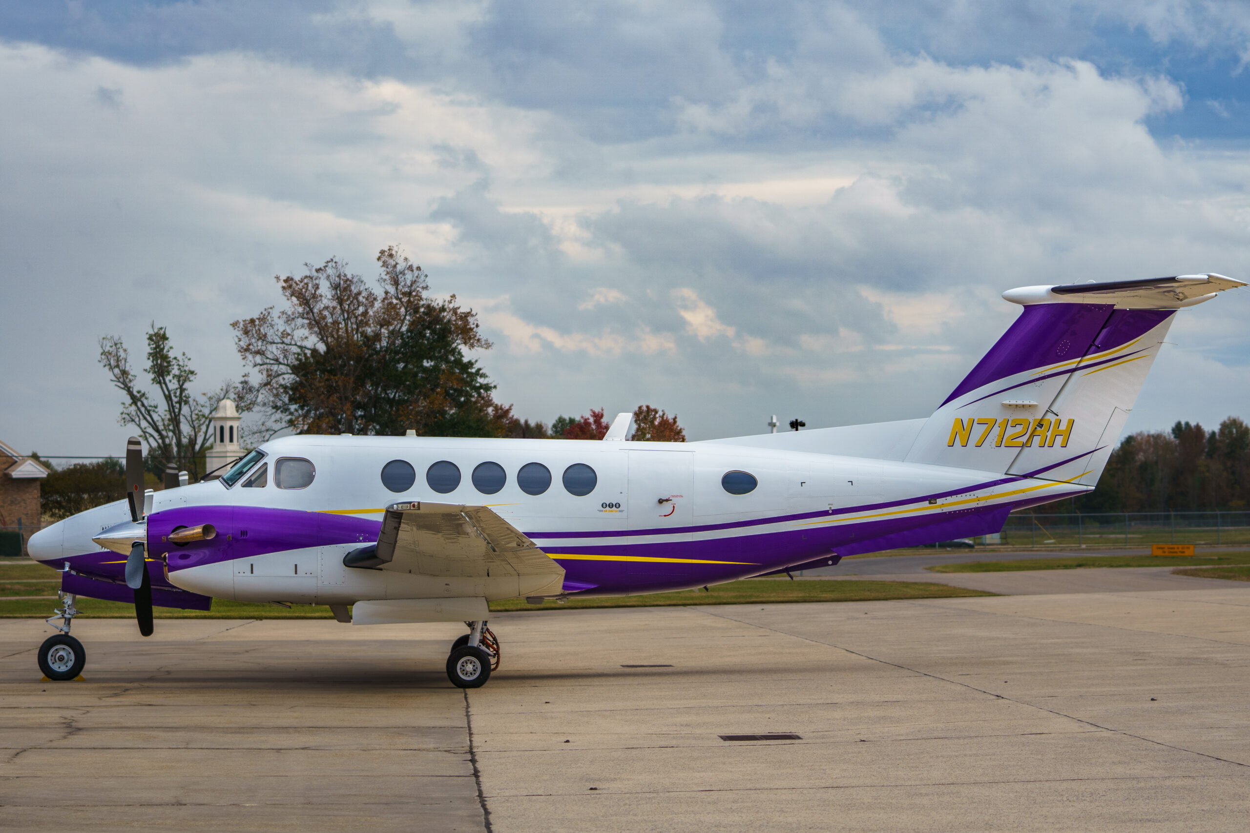 BTR Air Charter - King Air BE200 - Baton Rouge Air Charter Flights